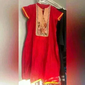 Kurti/Anarkali with exquisite bird detail